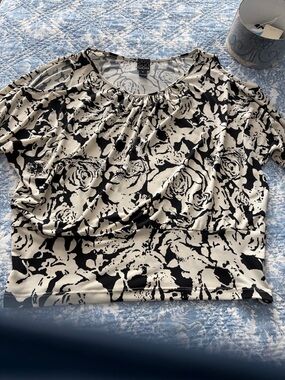 CLARA SUNWOO Black & Cream Floral Cold-Shoulder Blouse